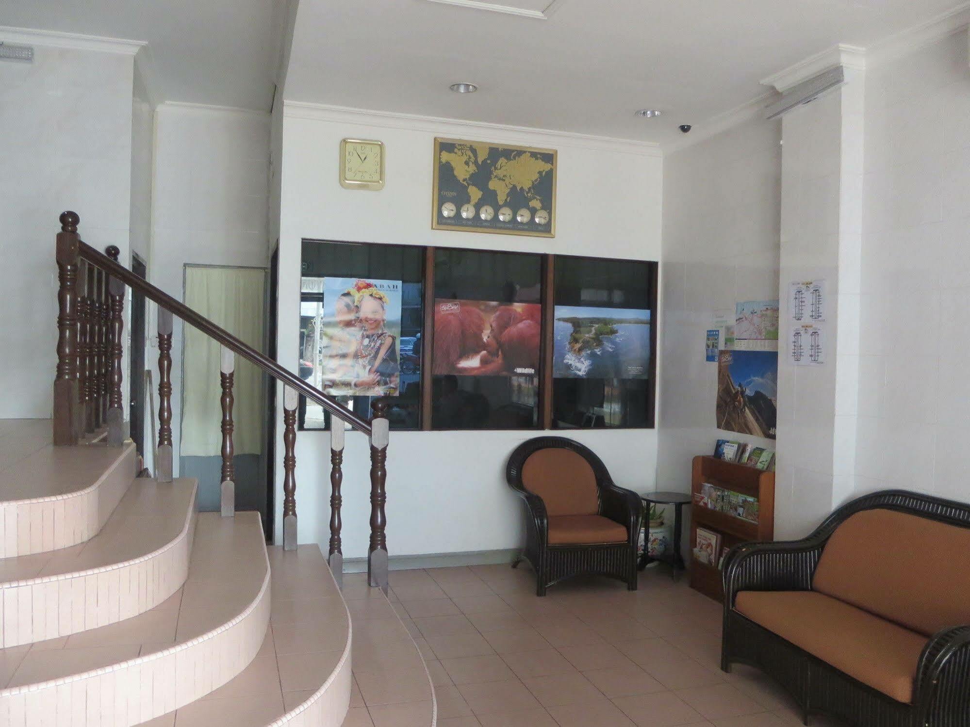โรงแรมวาห์ เม โกตาคินาบาลู ภายนอก รูปภาพ